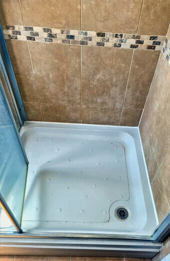 https://southlakeplumber.com.au/uploads/2025/06/blocked-drains-310979.jpg