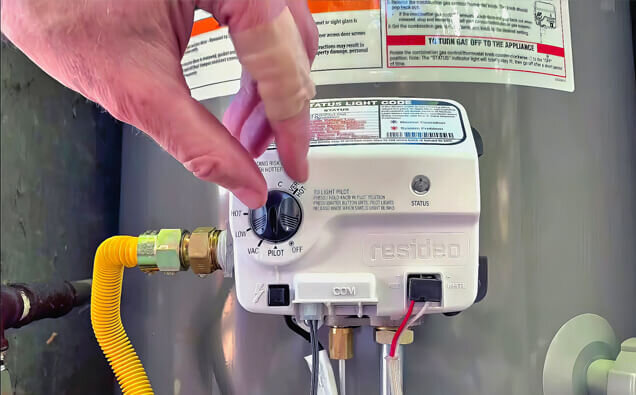 https://southlakeplumber.com.au/uploads/2025/06/hot-water-576766.jpg