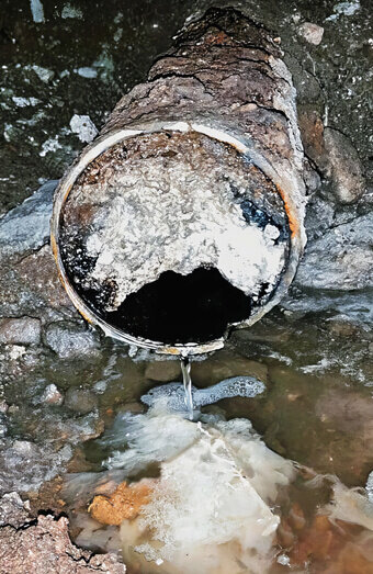 https://southlakeplumber.com.au/uploads/2025/06/plumbing-37494.jpg